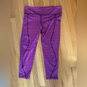 Vineyard Vines Etched Whale Tail Performance Printed Leggings